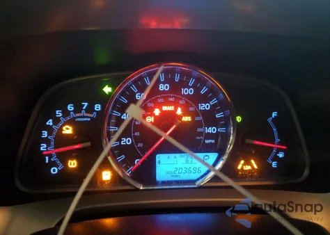 2015 Toyota Rav4 Limited из США, поврежденный, VIN 2T3YFREV1FW155929